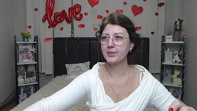 Snapshot of RoseHille chatting on March 7, 5:59 am RoseHille online show from March 7, 5:59 am