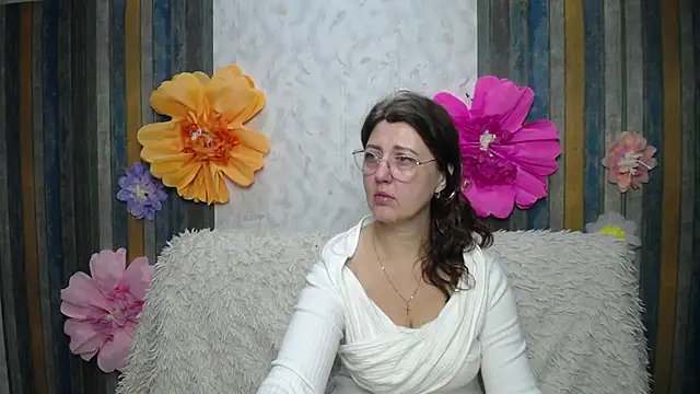 Snapshot of RoseHille chatting on March 14, 6:08 am RoseHille online show from March 14, 6:08 am