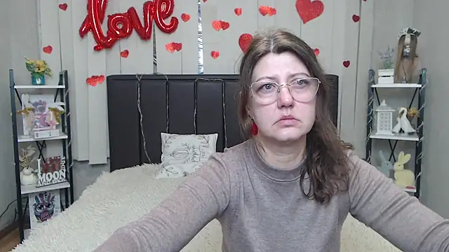 Snapshot of RoseHille chatting on March 15, 6:08 am RoseHille online show from March 15, 6:08 am
