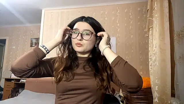 DonnieBooton online show from November 21, 1:10 pm