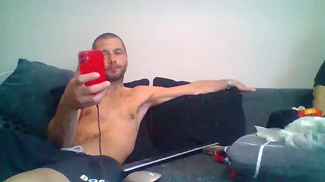 Kinkycouple142 online show from May 26, 6:26 pm