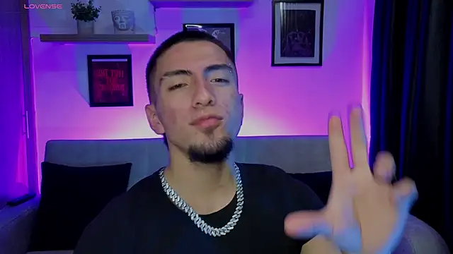 AresMassimoX online show from November 13, 3:16 am