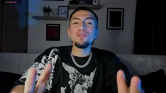 AresMassimoX online show from November 21, 2:21 am