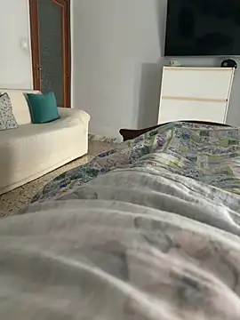 simeonehivd online show from March 22, 12:30 pm