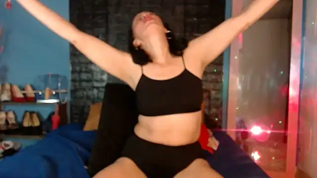 Snapshot of Jhanne_Cherry_ chatting on July 10, 3:22 am Jhanne Cherry online show from July 10, 3:22 am