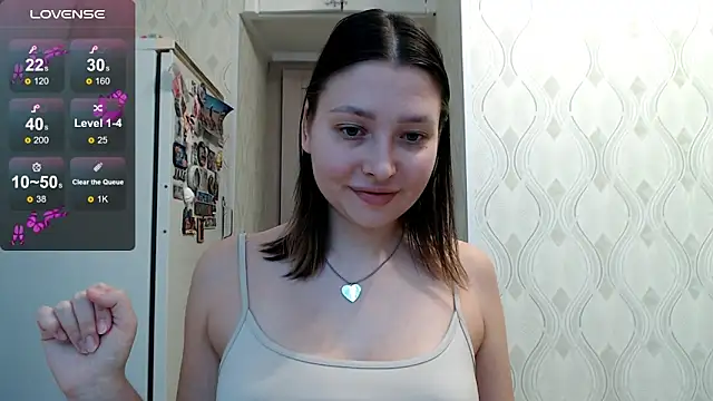 Snapshot of your__gena chatting on March 24, 4:01 pm your gena online show from March 24, 4:01 pm
