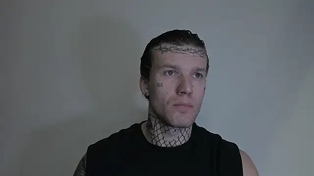 Huntall77 online show from November 13, 2:21 am