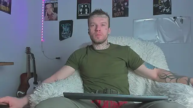 Huntall77 online show from March 22, 12:47 am