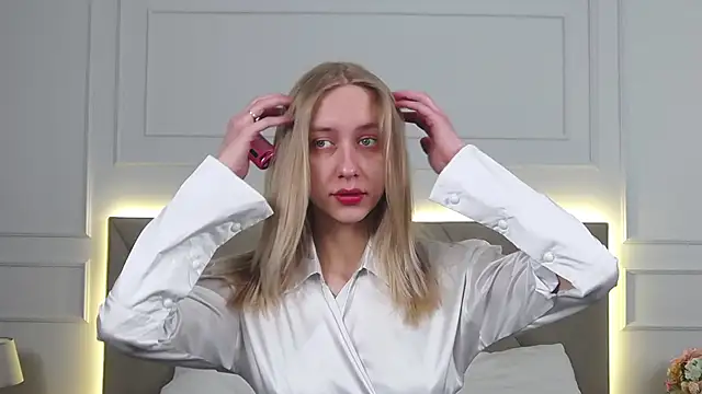 RachaelCute online show from February 4, 10:21 am