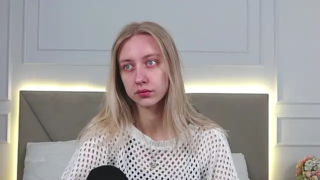 RachaelCute online show from February 5, 4:17 am