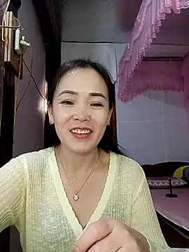 Feeling-hot online show from March 5, 3:35 am