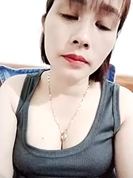 Swan-white123 online show from December 17, 3:40 pm