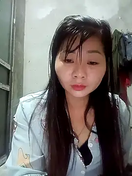 Snapshot of vangkt-cute chatting on May 1, 9:41 pm vangkt-cute online show from May 1, 9:41 pm