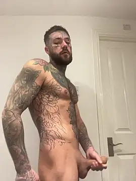 Snapshot of magicmichaell chatting on November 23, 1:22 pm magicmichaell online show from November 23, 1:22 pm