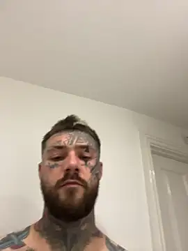 Snapshot of magicmichaell chatting on December 3, 10:08 pm magicmichaell online show from December 3, 10:08 pm