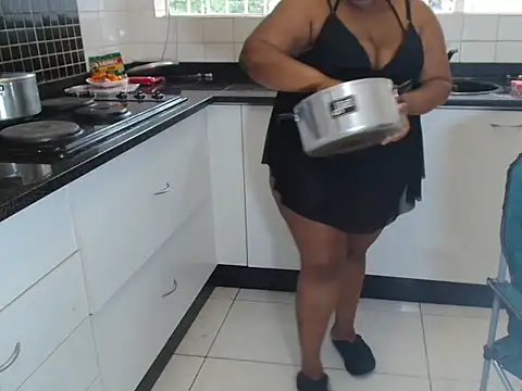 Snapshot of ChoklitBerry chatting on November 26, 9:43 am ChoklitBerry online show from November 26, 9:43 am