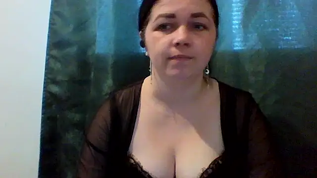 Vitalina282128 online show from May 18, 9:15 am