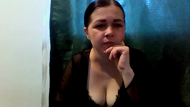 Snapshot of Vitalina282128 chatting on June 25, 2:43 pm Vitalina282128 online show from June 25, 2:43 pm