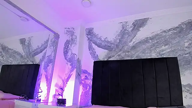 lilithDraven  online show from March 2, 4:14 am