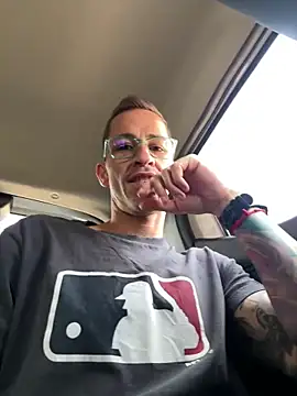 Lucasjandre online show from March 24, 1:49 pm