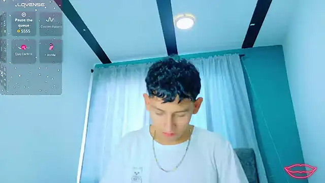 FelipeGonzalezz online show from December 15, 12:53 pm