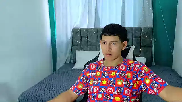 FelipeGonzalezz online show from February 5, 12:32 pm