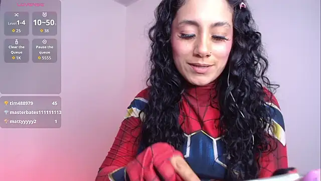 Snapshot of Millie_bobby chatting on January 31, 7:11 pm Millie bobby online show from January 31, 7:11 pm