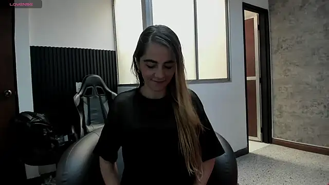 Snapshot of Morgan-82ws chatting on March 6, 7:21 pm Morgan-82ws online show from March 6, 7:21 pm