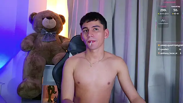 estebanperez 26 online show from June 25, 11:31 pm