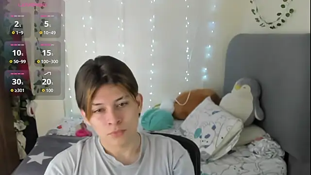 Snapshot of Felix_kitty chatting on November 26, 7:37 pm Felix kitty online show from November 26, 7:37 pm