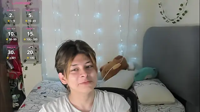 Snapshot of Felix_kitty chatting on December 21, 6:48 pm Felix kitty online show from December 21, 6:48 pm