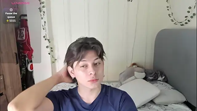 Felix kitty online show from March 20, 7:08 pm