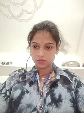 Mohnicute online show from May 1, 11:48 am