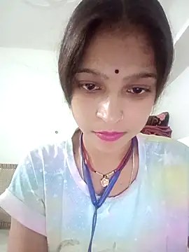 Mohnicute online show from May 10, 12:21 pm