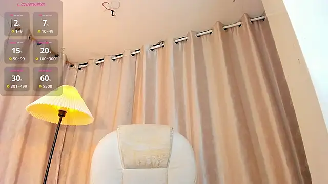 Snapshot of cleeo_nile chatting on November 17, 3:12 am cleeo nile online show from November 17, 3:12 am