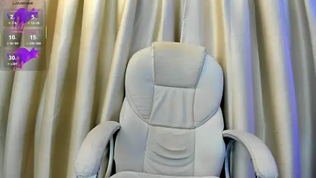 Snapshot of cleeo_nile chatting on November 27, 5:09 am cleeo nile online show from November 27, 5:09 am