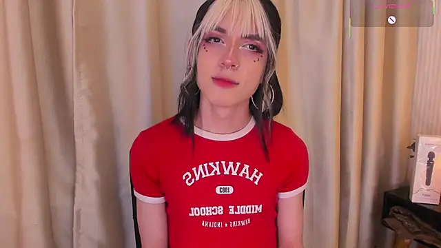 Snapshot of cleeo_nile chatting on January 15, 4:28 am cleeo nile online show from January 15, 4:28 am