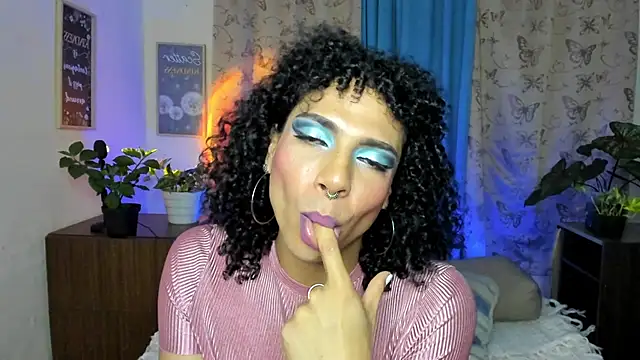 Angel White25 online show from November 29, 10:46 pm