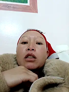 Snapshot of girl-hot2x chatting on February 5, 12:21 pm girl-hot2x online show from February 5, 12:21 pm