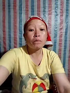 Snapshot of girl-hot2x chatting on March 26, 12:44 pm girl-hot2x online show from March 26, 12:44 pm