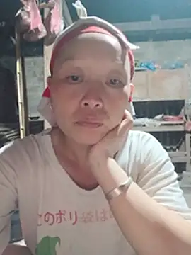 girl-hot2x online show from July 11, 1:14 pm