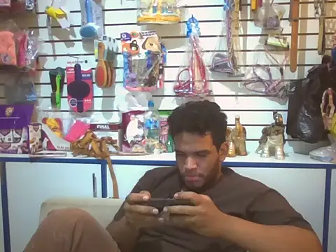 josecamsex27 online show from April 2, 9:01 pm