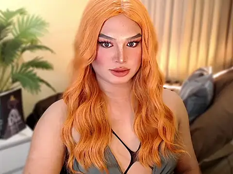 UrGoddess Sofia online show from November 12, 6:30 pm