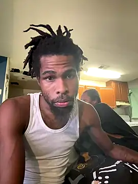 Snapshot of wearefreaks08 chatting on November 23, 3:17 am wearefreaks08 online show from November 23, 3:17 am