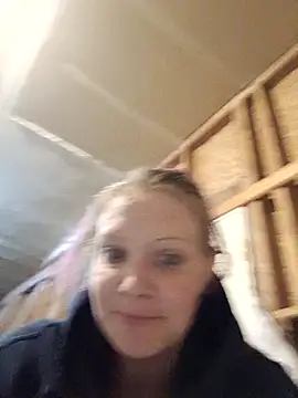 SquirtFlirtAlert online show from February 5, 9:30 pm