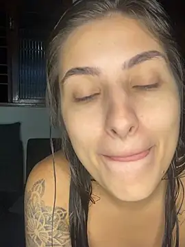 Snapshot of engelintense chatting on March 7, 3:58 am engelintense online show from March 7, 3:58 am