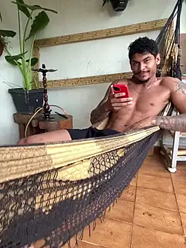 Snapshot of engelintense chatting on March 13, 6:58 pm engelintense online show from March 13, 6:58 pm