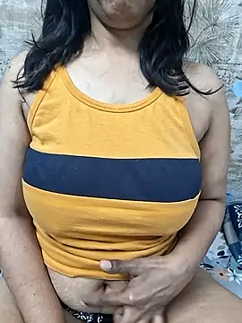Snapshot of sweet_Dashaa chatting on February 16, 7:48 am sweet Dashaa online show from February 16, 7:48 am