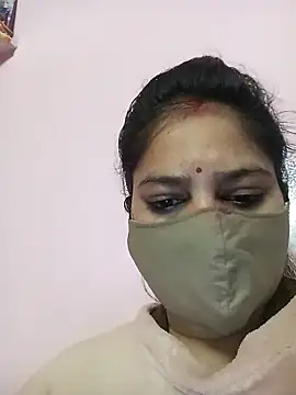 Snapshot of lovelyChanchal chatting on January 15, 11:48 am lovelyChanchal online show from January 15, 11:48 am