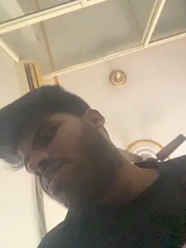 hotyyyyjonny online show from May 14, 4:41 am